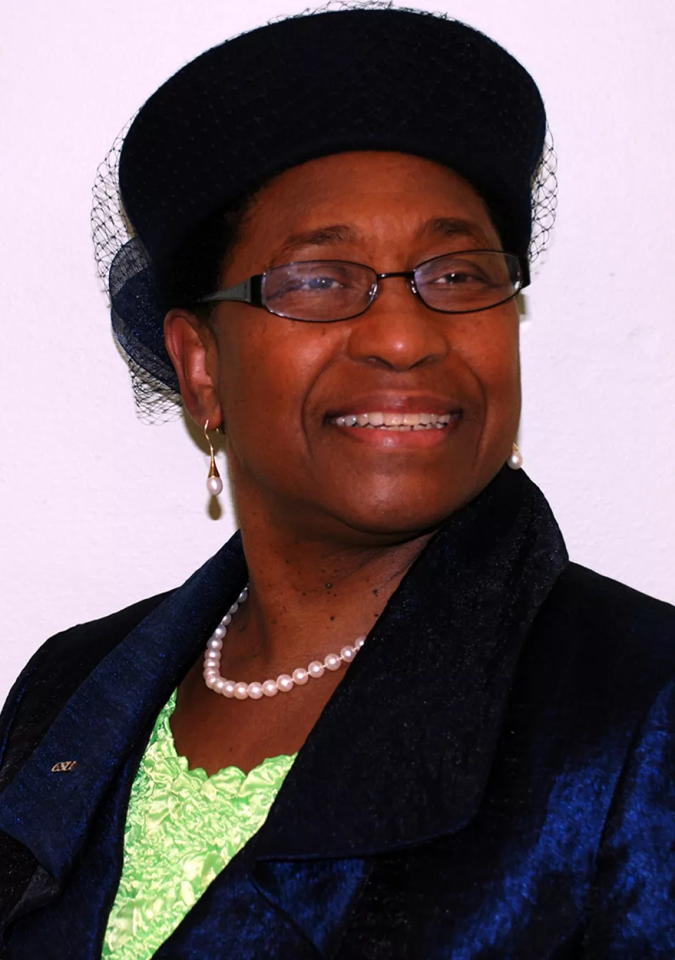 Dr. Maggie Jackson
